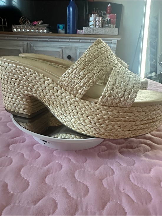 Wild Pair Shoes - Wild Pair Braided Straw Platform Slide Sandals in Natural